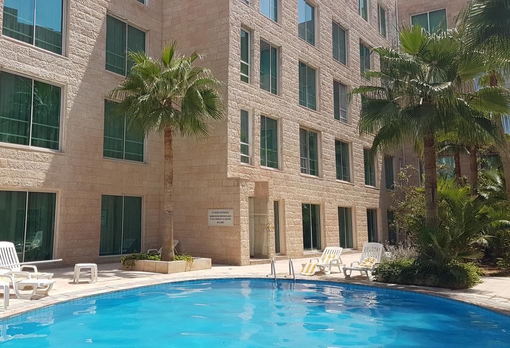 Petra Palace Hotel Wadi Musa Exterior photo