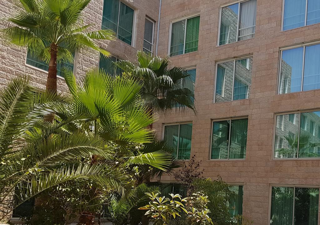 Petra Palace Hotel Wadi Musa Exterior photo